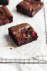 raspberry brownie